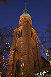 weihnachtlich geschmckte Reinoldi-Kirche in Dortmund