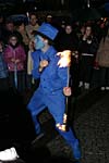 Feuerschlucker in der Halloween-Nacht 2003 in Bergkamen