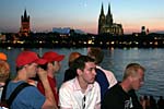 Besucher am Rhein